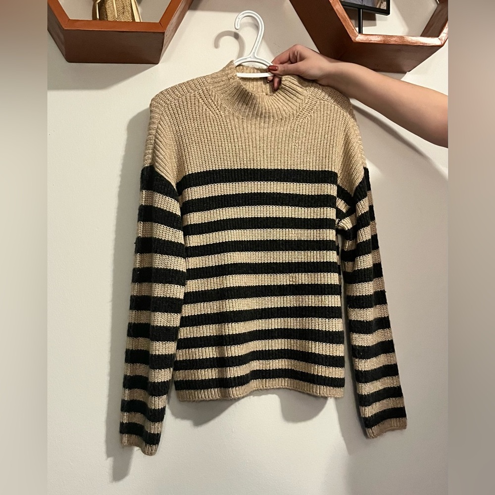 St John Bay Sweater size large